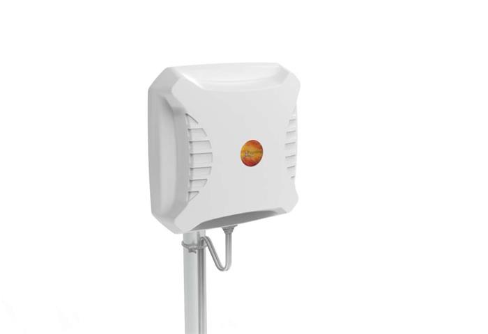 GSM/3G/LTE/5G směrová anténa Poynting XPOL-2-5G, až 11dBi, 690-3800MHz, 2x kabel 5m, SMA-m