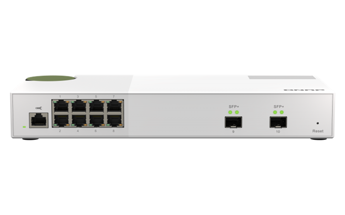 QNAP řízený switch QSW-M2108-2S (8x 2,5GbE RJ45 a 2x 10GbE SFP+)