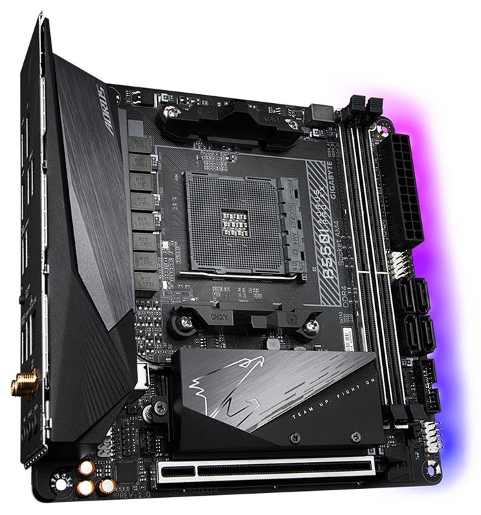 Gigabyte B550I AORUS PRO AX