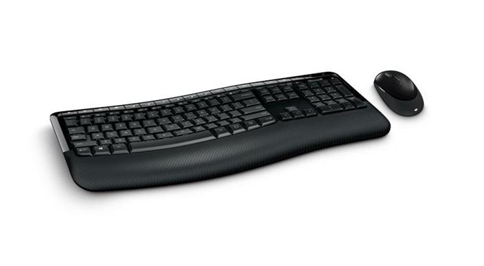 Microsoft Wireless Comfort Desktop 5050 CZ